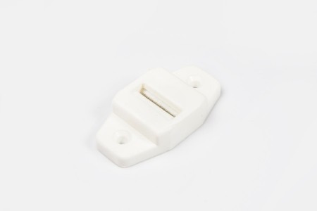 pionowa-prowadnica-tasmy-22-mm-ze-szczotka-i-maskownica-biala