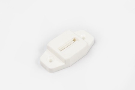 pozioma-prowadnica-tasmy-22-mm-ze-szczotka-i-maskownica-biala